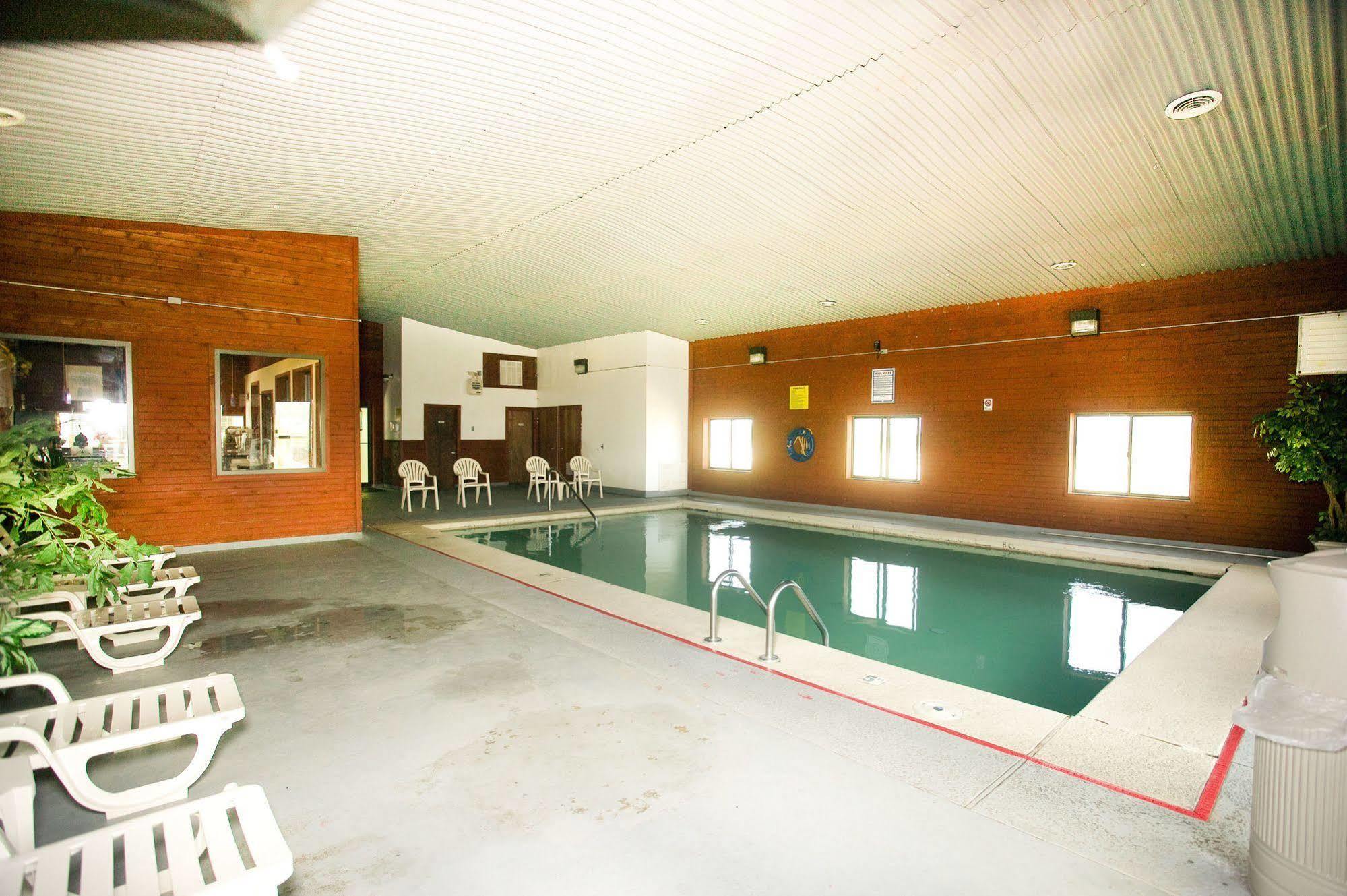 Super 8 By Wyndham Van Buren/Ft. Smith Area Экстерьер фото