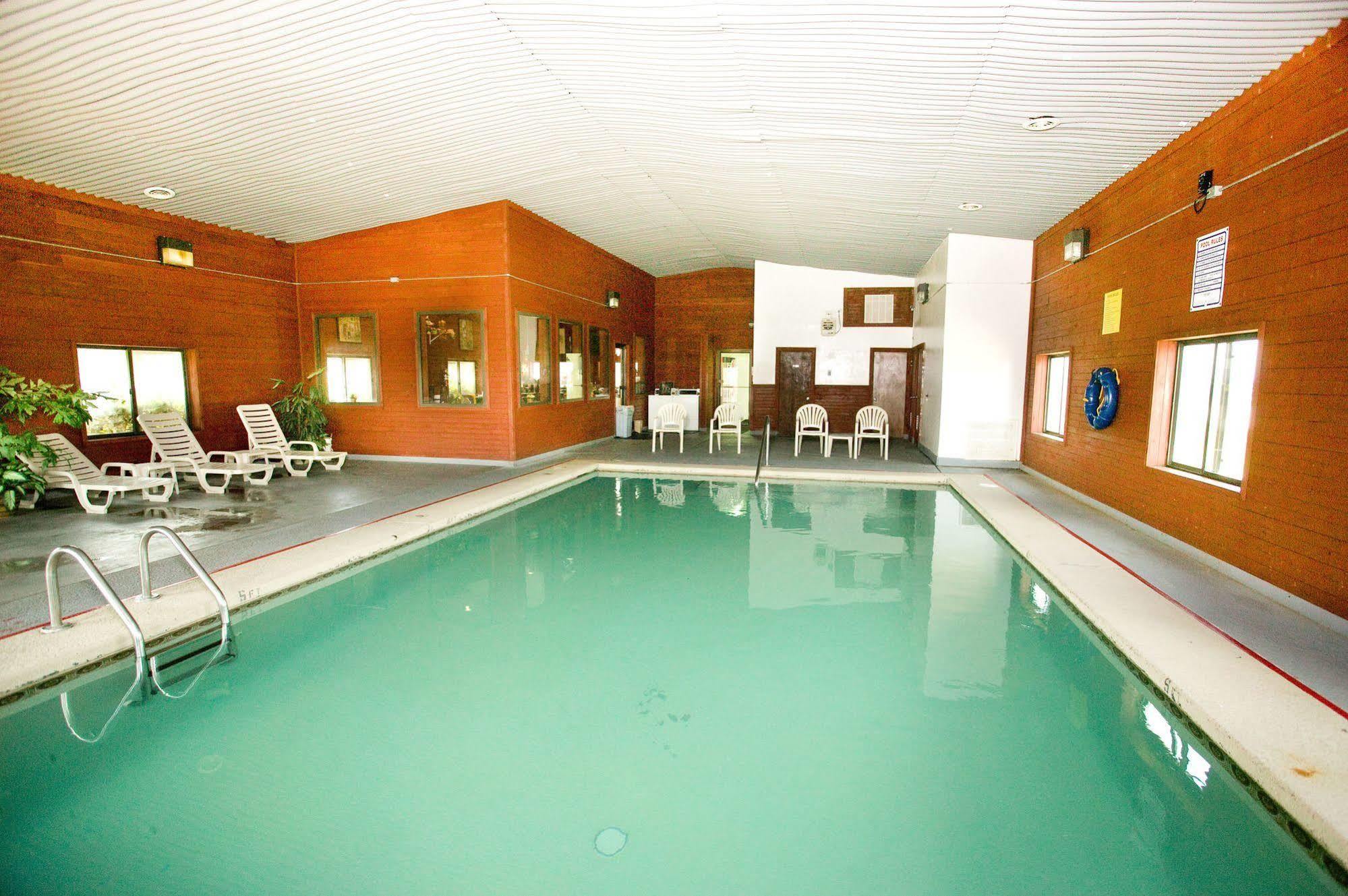 Super 8 By Wyndham Van Buren/Ft. Smith Area Экстерьер фото